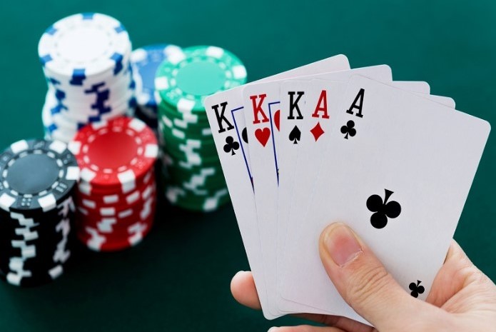 Những quy luật chơi Game Poker miễn phí dành cho người chơi tham khảo